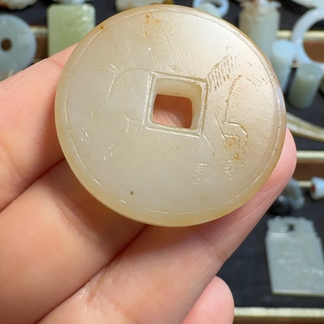 和田玉（糖玉）未镶嵌挂件