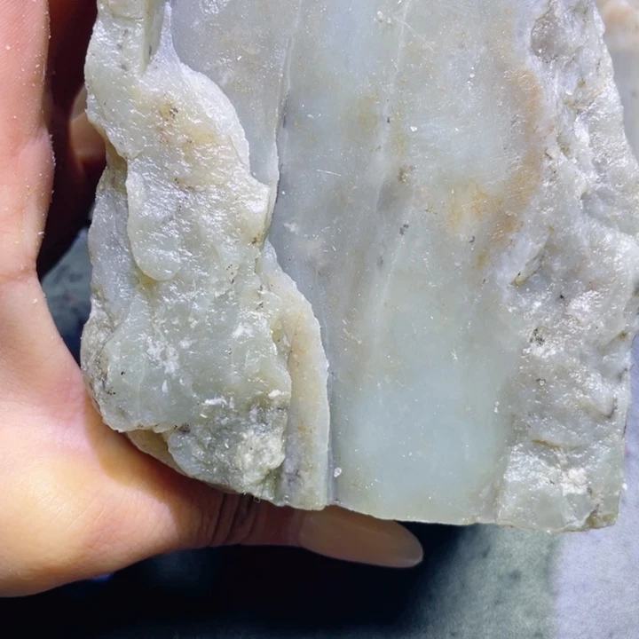 和田玉未镶嵌珠宝半成品