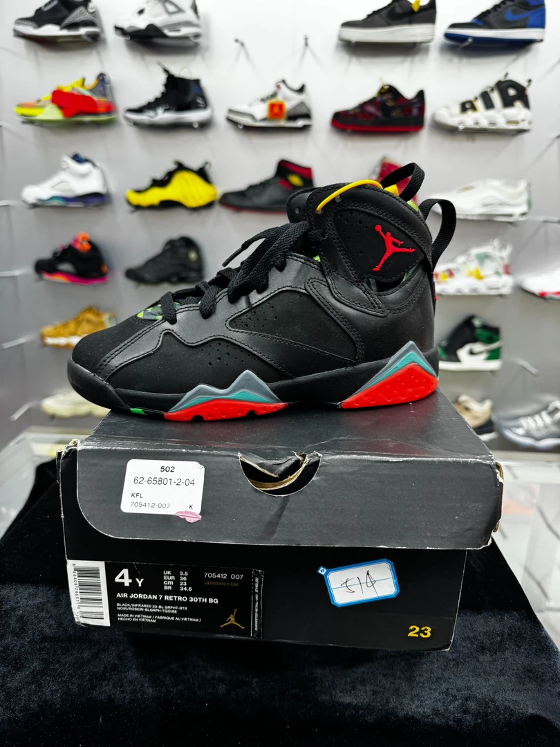 nike aj7黑红 全新原盒 36码 11月7   GUI