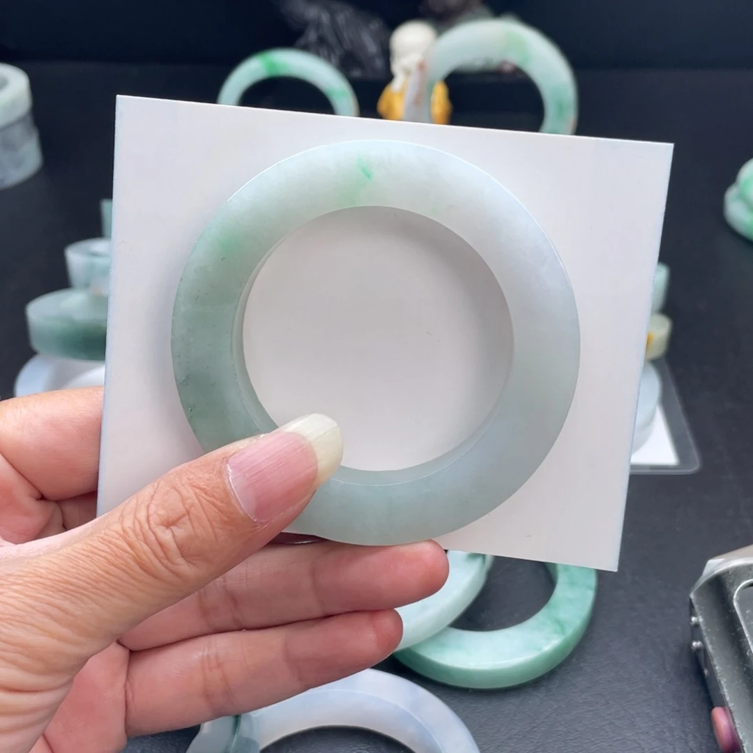 未镶嵌圆条定制翡翠