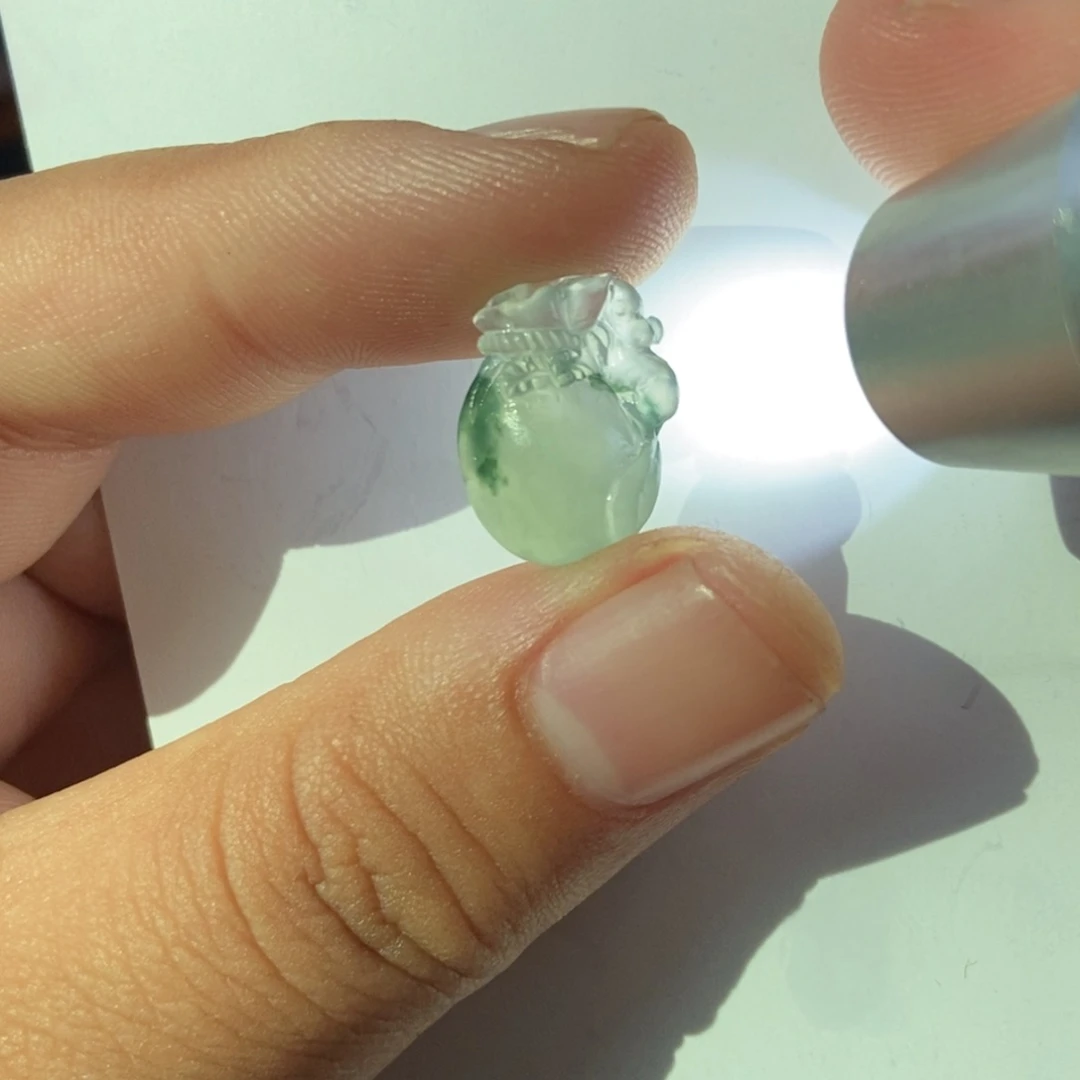 定制翡翠未镶嵌钱袋