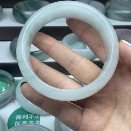 石英质玉（金丝玉）未镶嵌手镯
