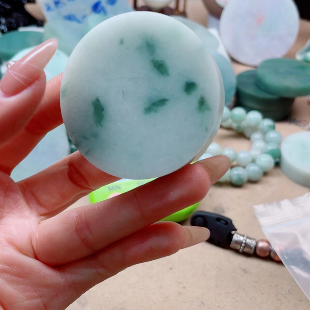 翡翠未镶嵌颈饰456……