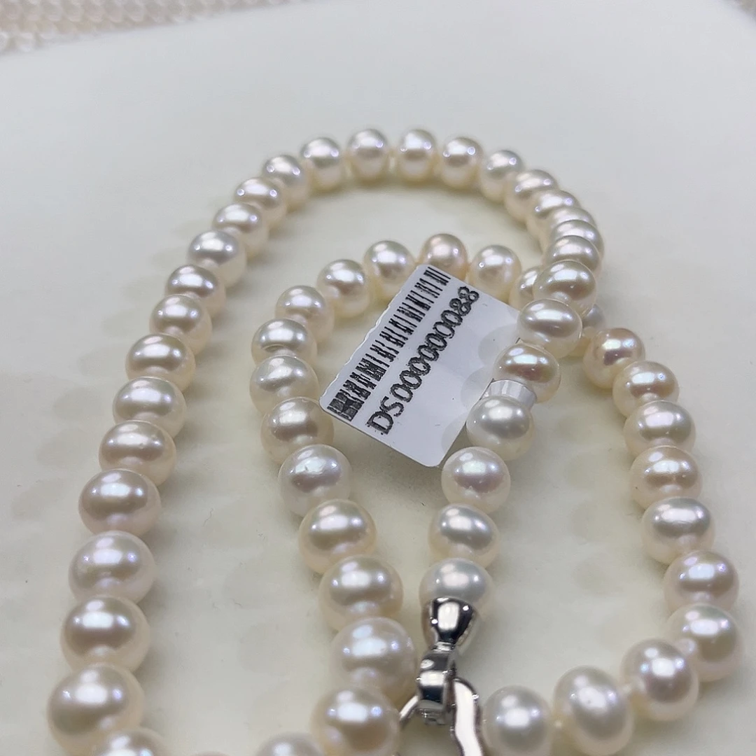 颈饰淡水珍珠未镶嵌