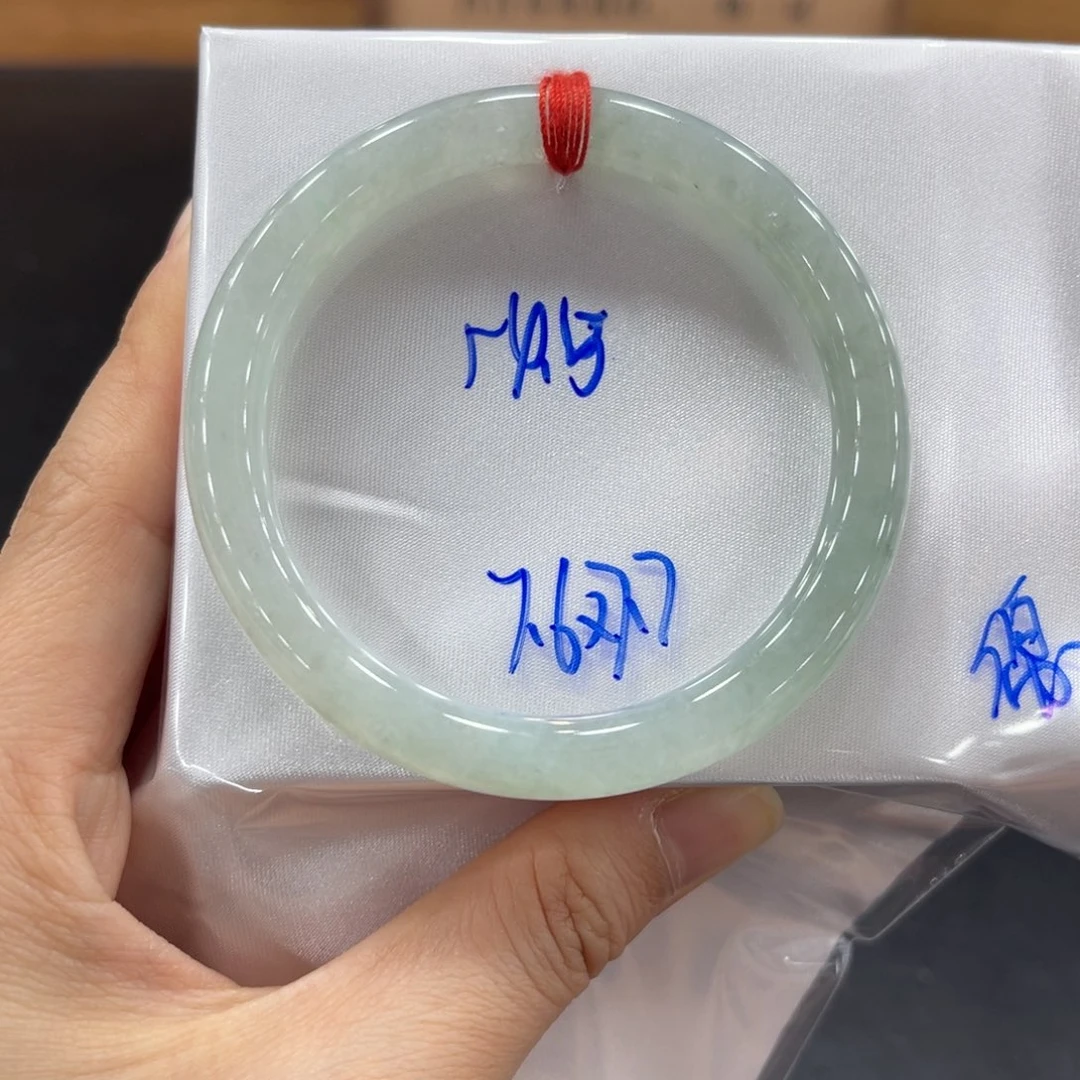 未镶嵌手镯翡翠翡翠