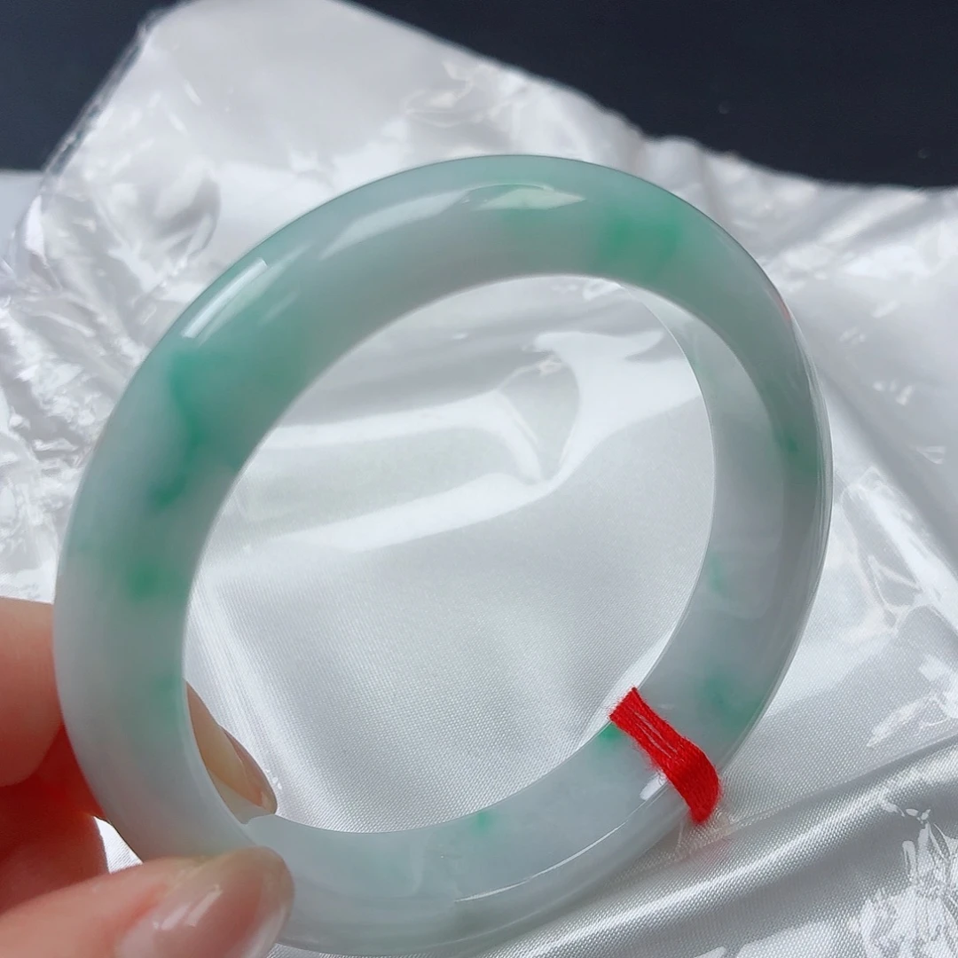 翡翠未镶嵌手镯55