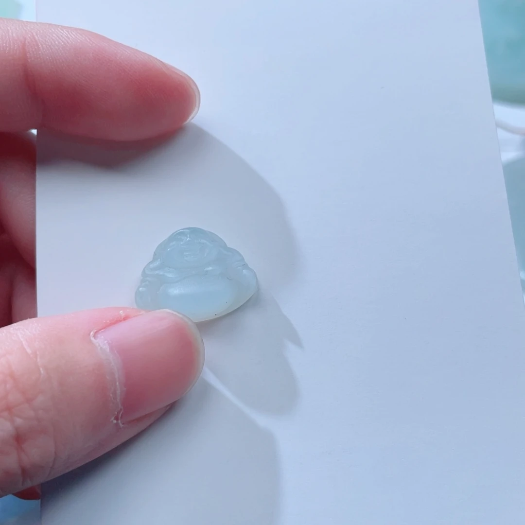 未镶嵌定制翡翠佛公