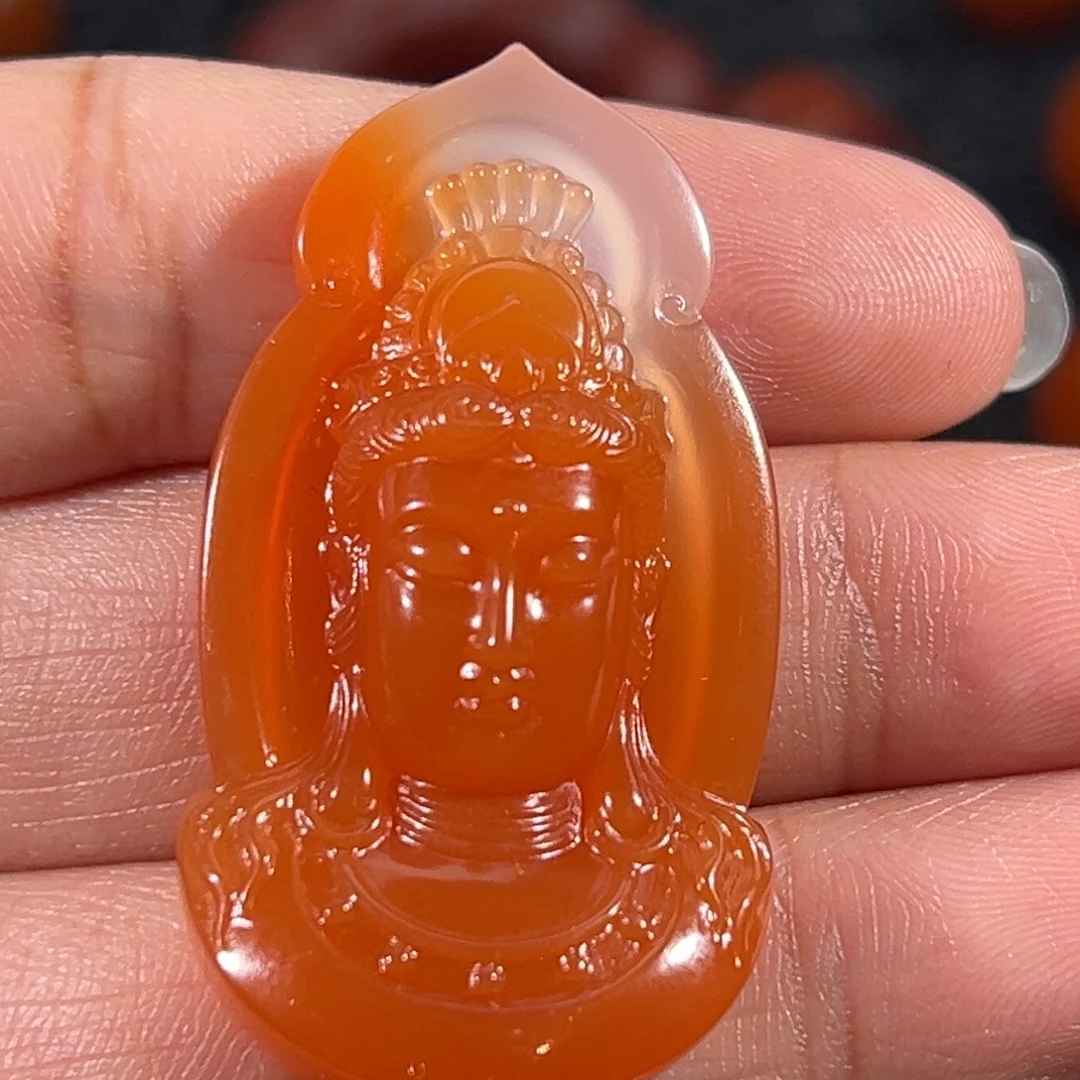 南红玛瑙未镶嵌冰飘观音41.8*22.8*11.2mm