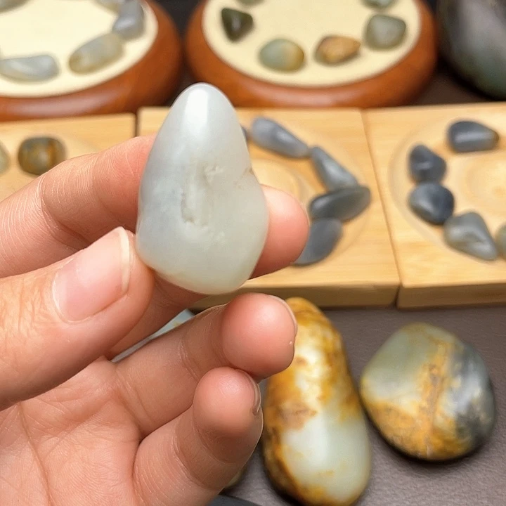 未镶嵌和田玉挂件14