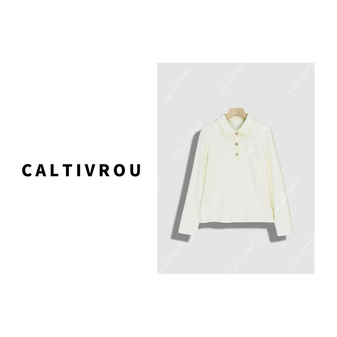 【菲儿】Polo领气质设计感花朵金属扣长袖T恤-Y20301