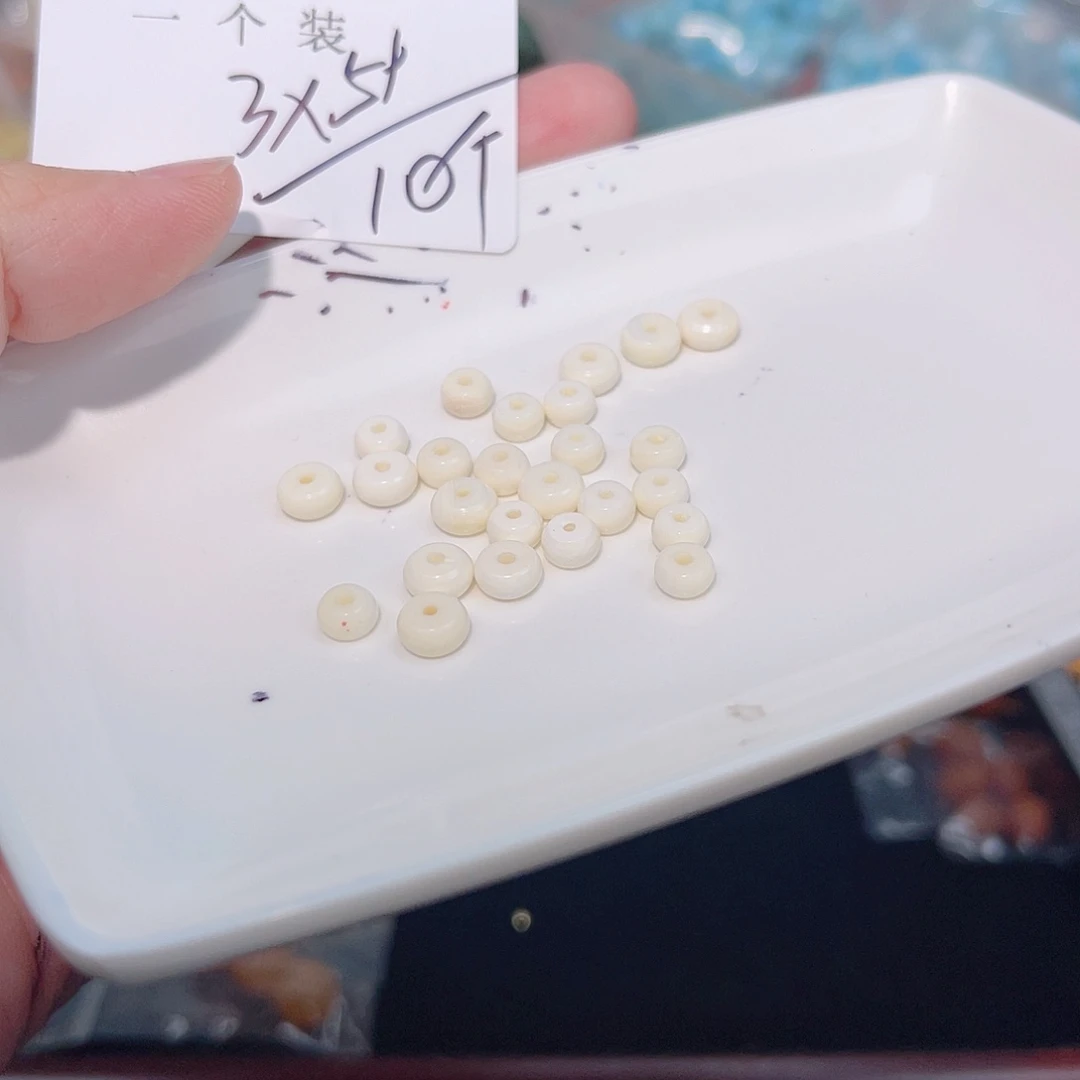 未镶嵌珠宝半成品水晶201 。