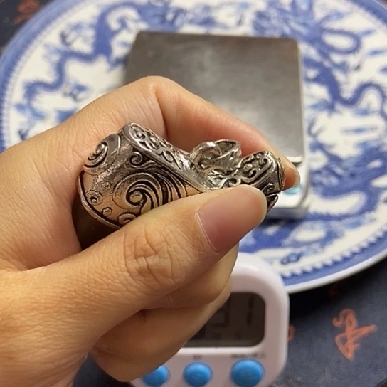 雪***鹰瓷片老乡收藏级别的物件