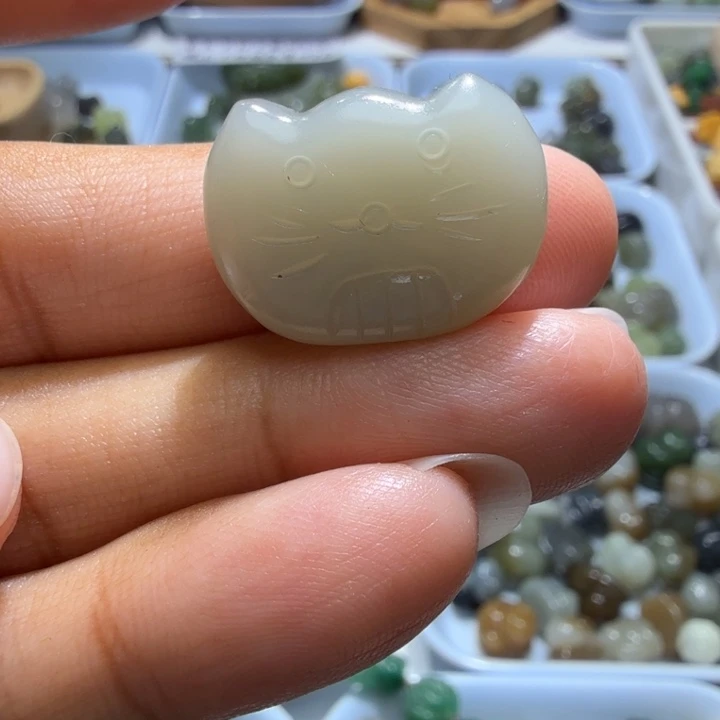 未镶嵌和田玉珠宝半成品