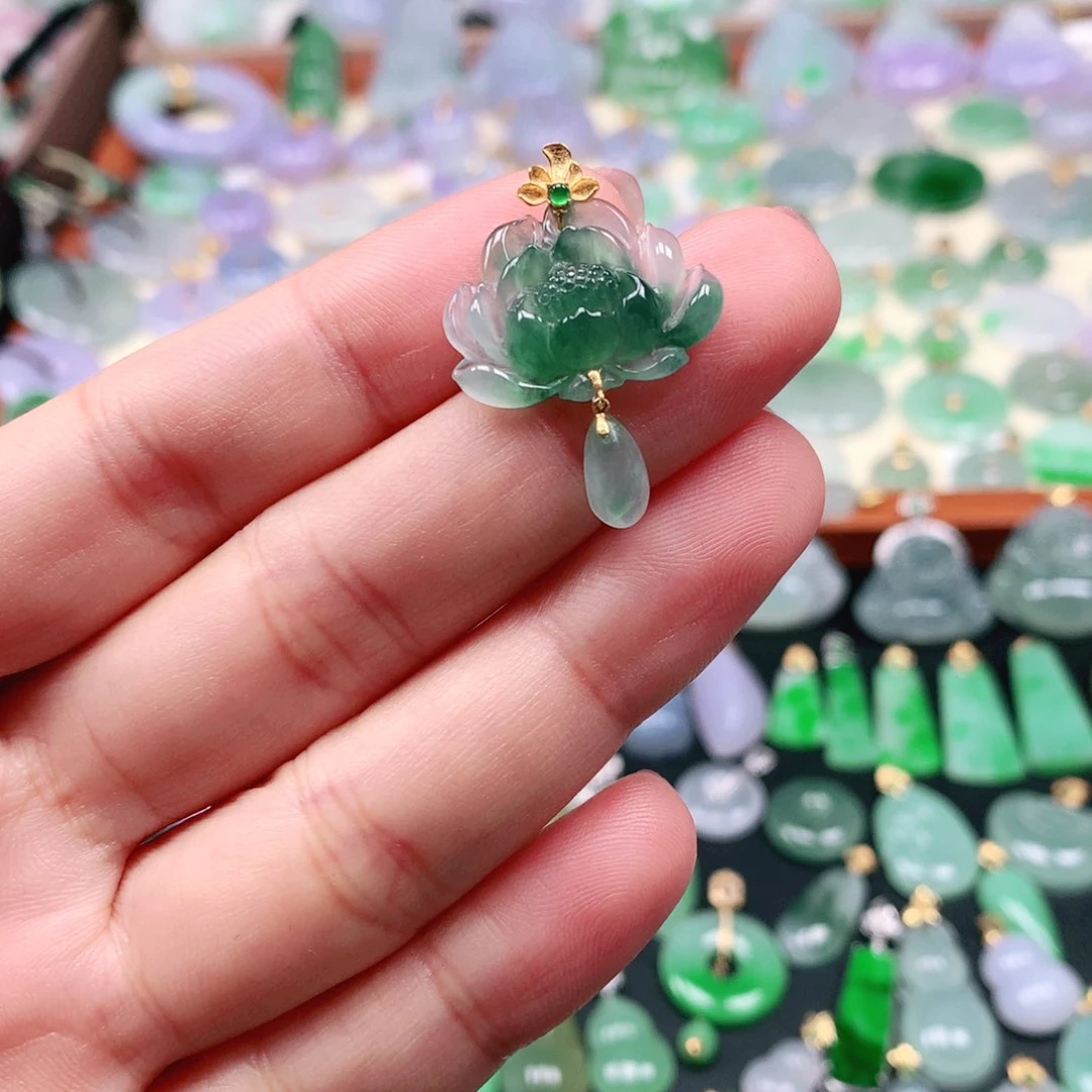 吊坠(不含链)18K金镶嵌翡翠小*壳