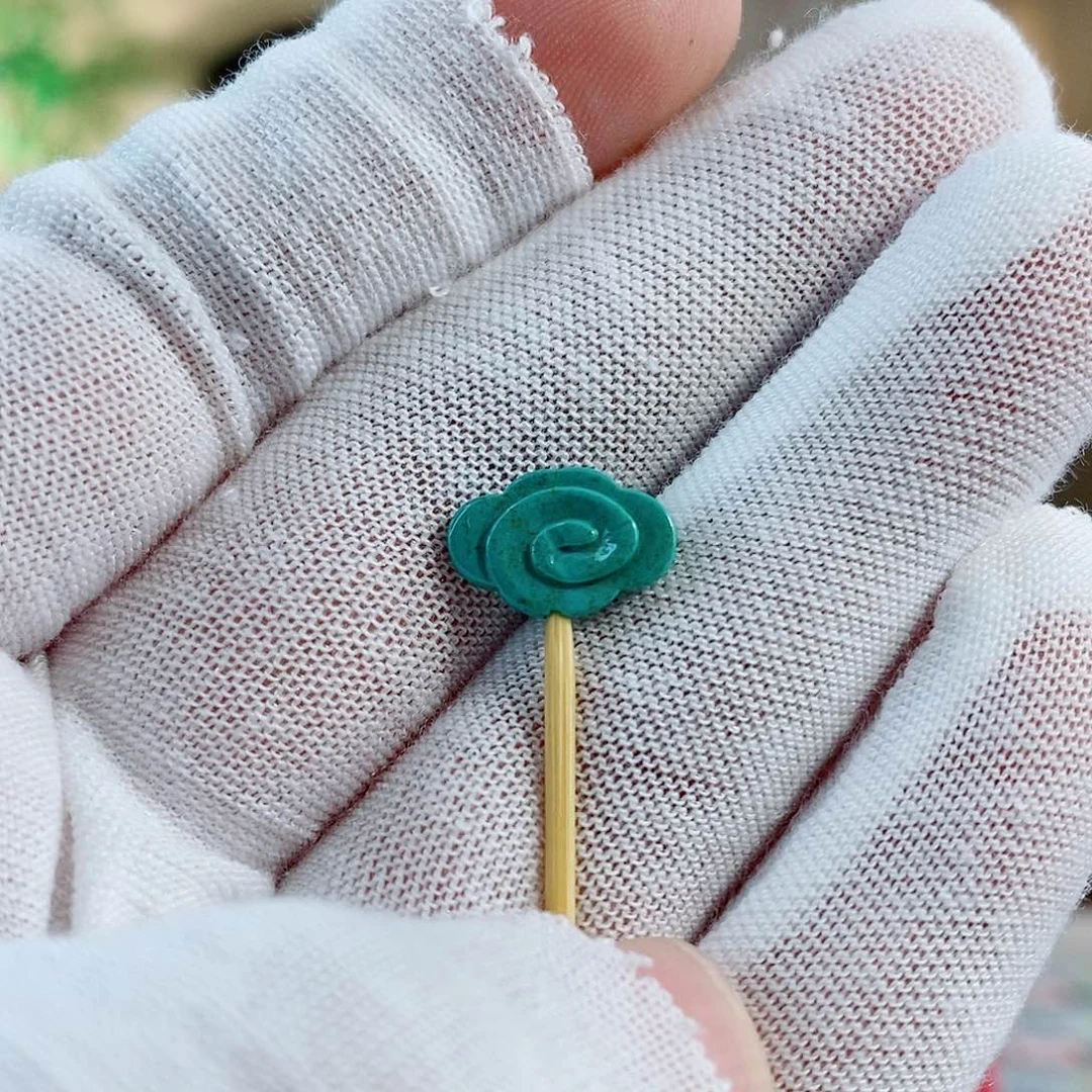 未镶嵌绿松石珠宝奇石