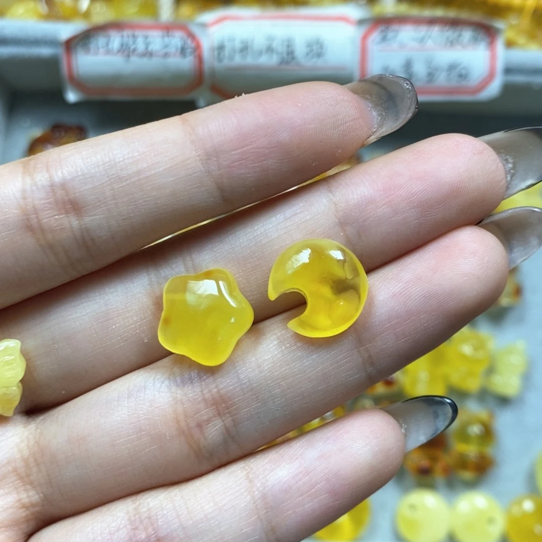 未镶嵌颈饰琥珀星星月亮