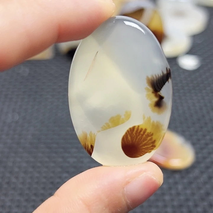 玛瑙/玉髓未镶嵌珠宝半成品