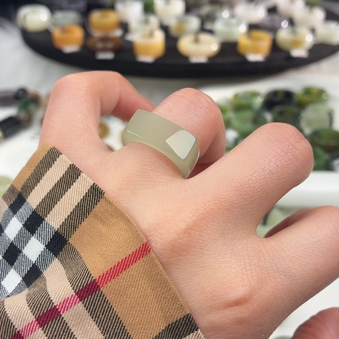 和田玉未镶嵌戒指S57晴水马鞍16.3