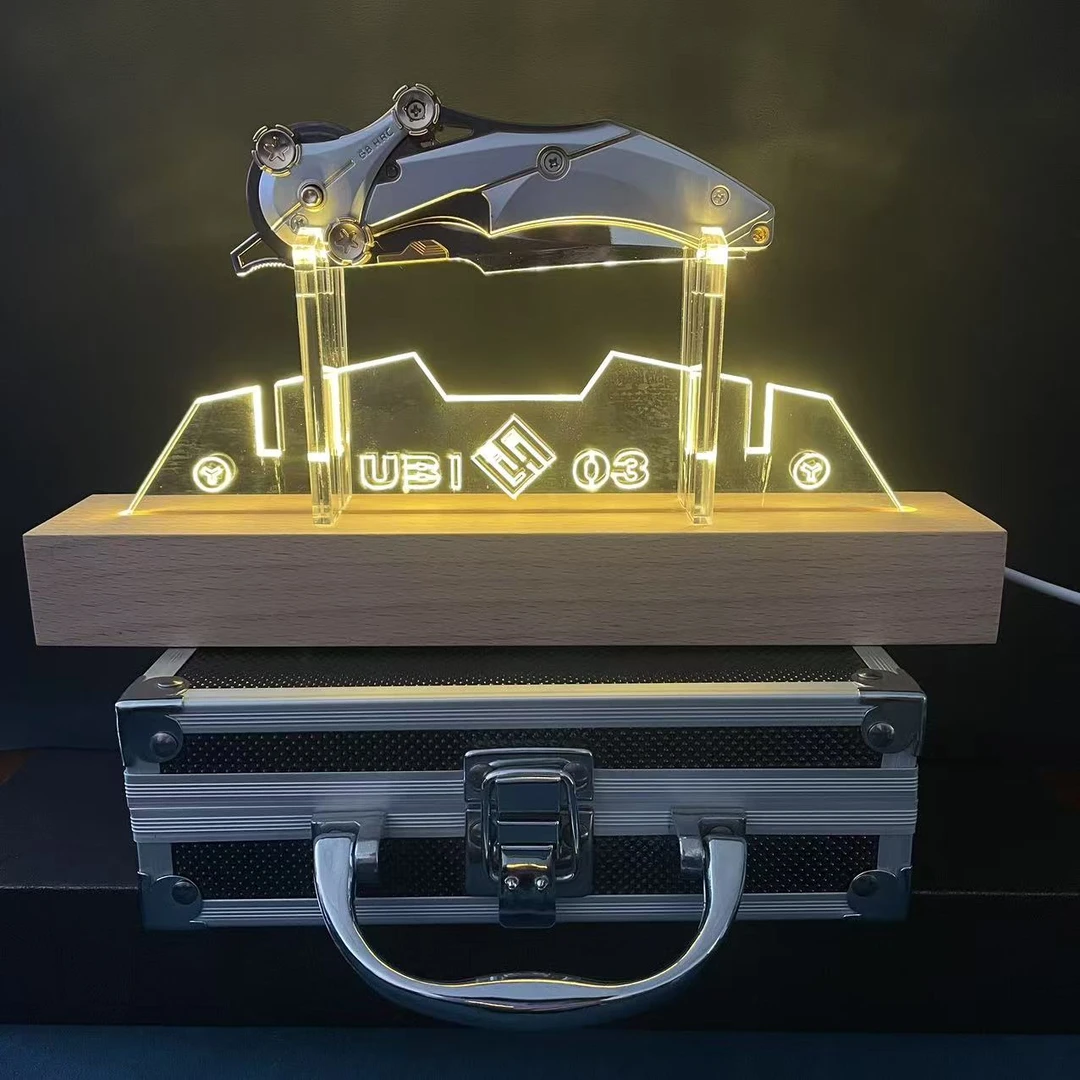 三角洲行动周边怜悯折叠款近战武器模型玩具金属礼盒版