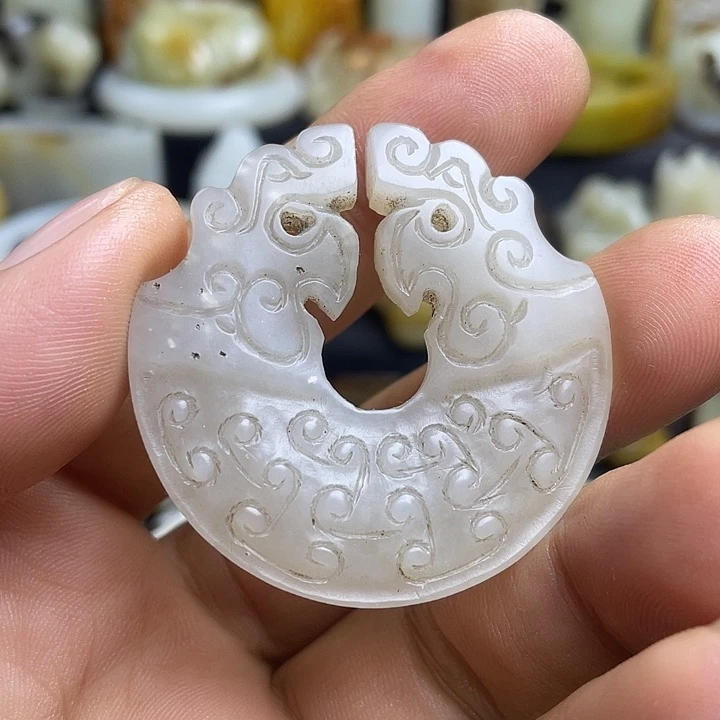 颈饰未镶嵌和田玉