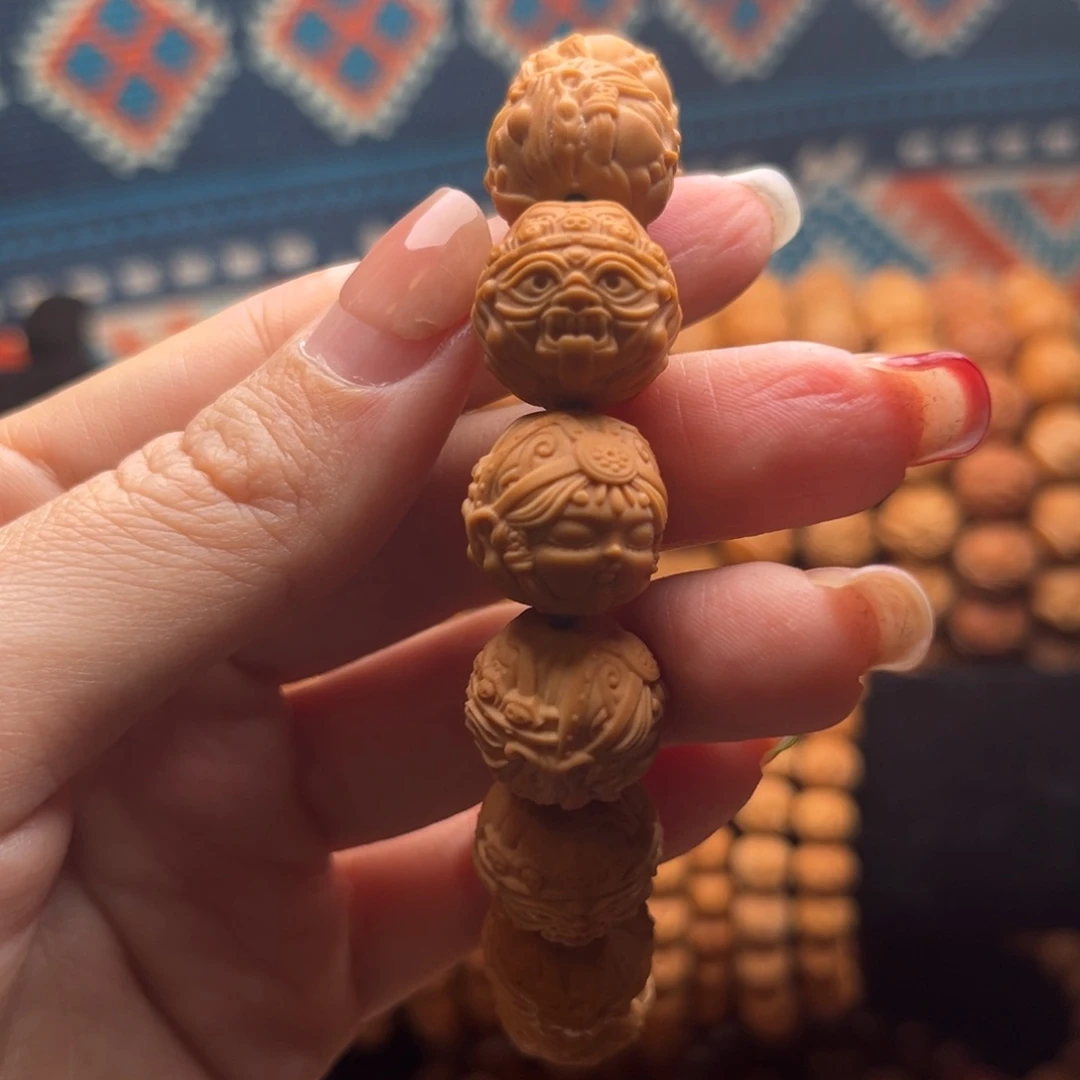 体验款扎基拉姆15左右尺寸随机