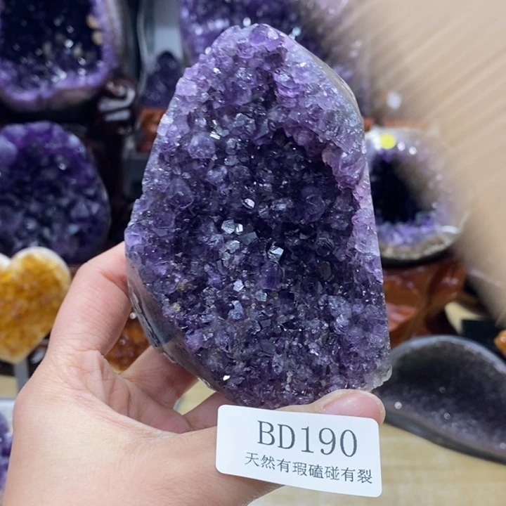 水晶未镶嵌大型摆件（非配饰）