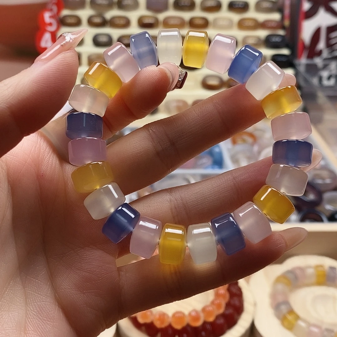 桃***汪未镶嵌戒指玛瑙/玉髓