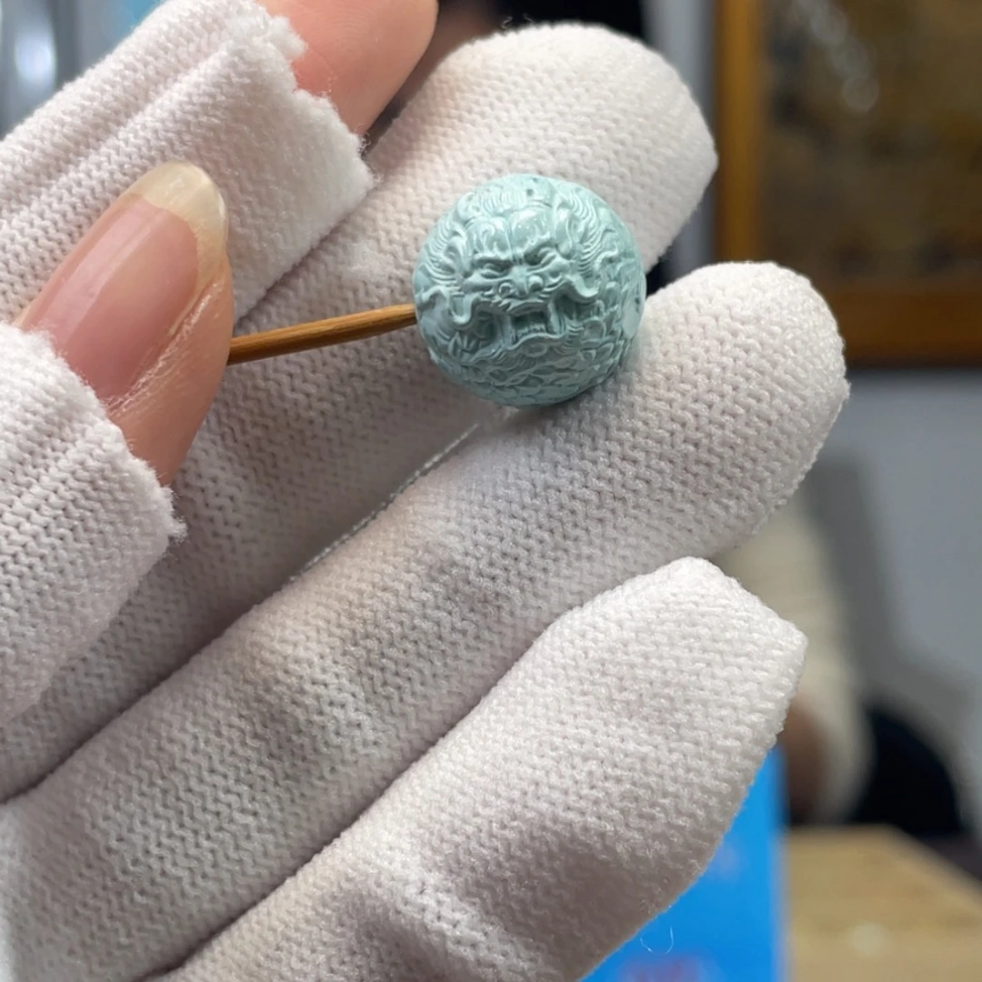 绿松石未镶嵌挂件