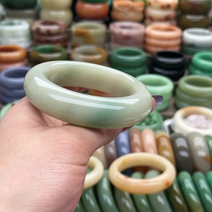 合金手镯石英质玉?**༃