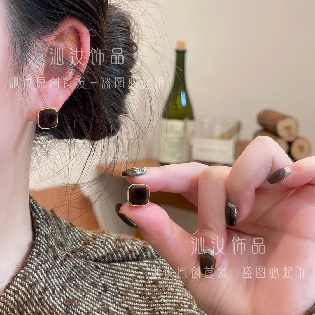 【沁汝饰品】QR159咖色几何方形耳扣轻奢高级小众