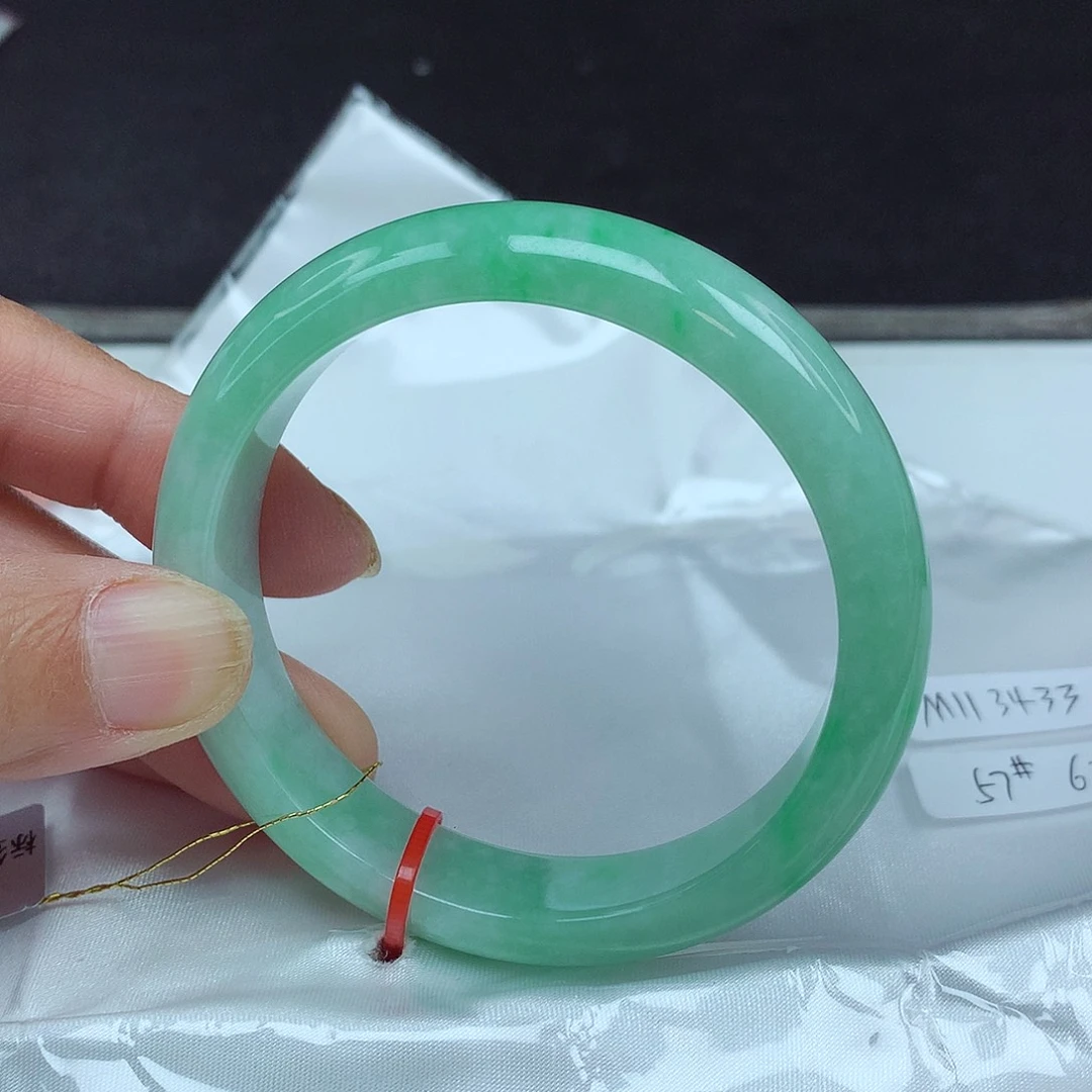 翡翠未镶嵌手镯57圈3433