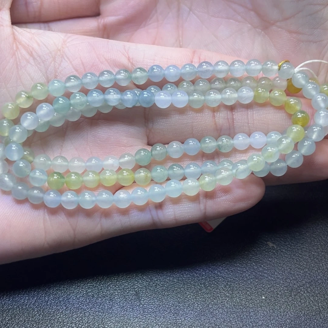 翡翠未镶嵌颈饰缅甸翡翠卡4.9