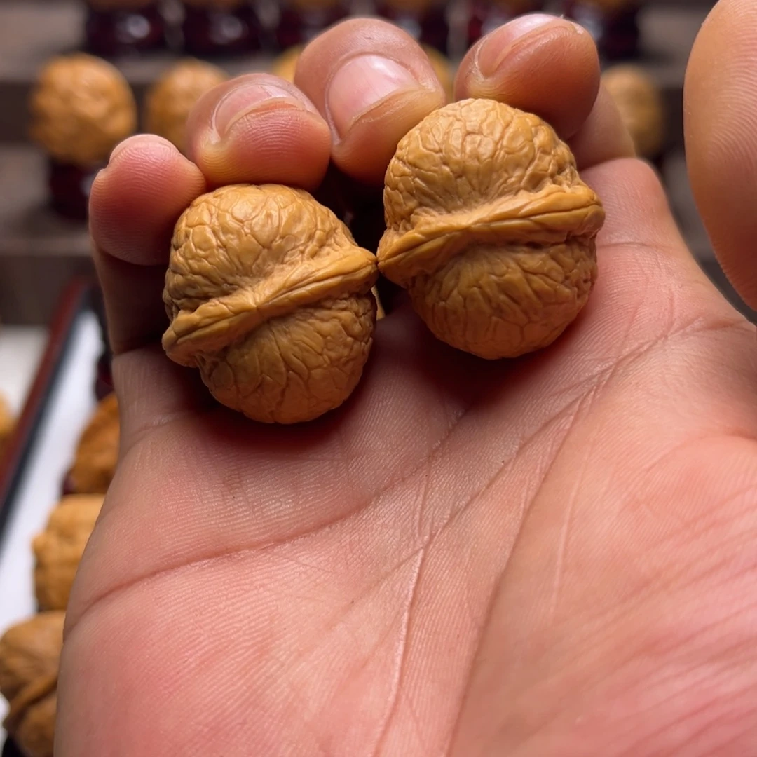 文玩核桃吊坠龙珠10¥