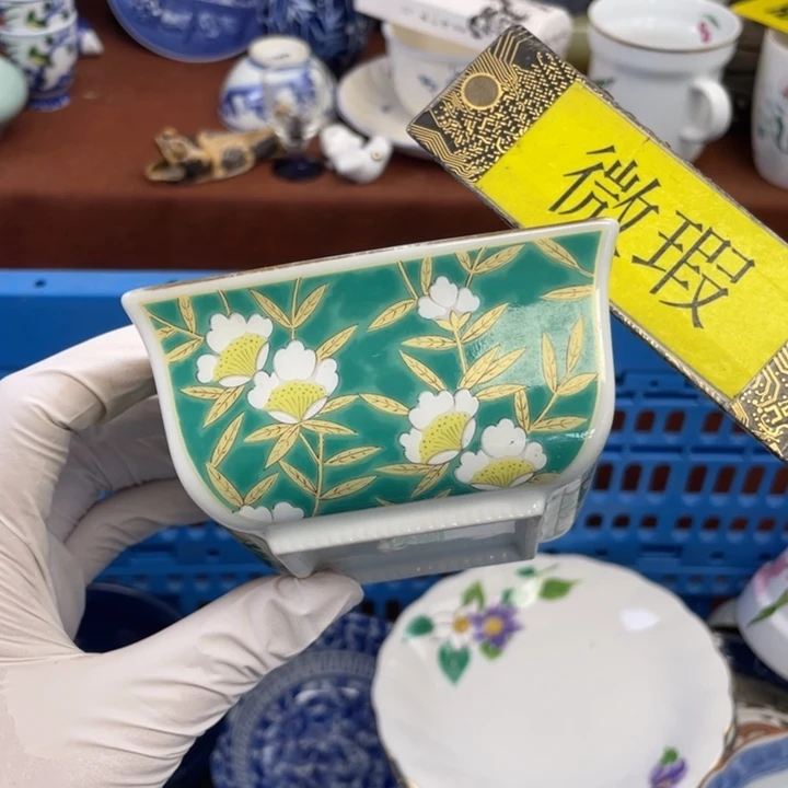 他家瓷器真美…开播了