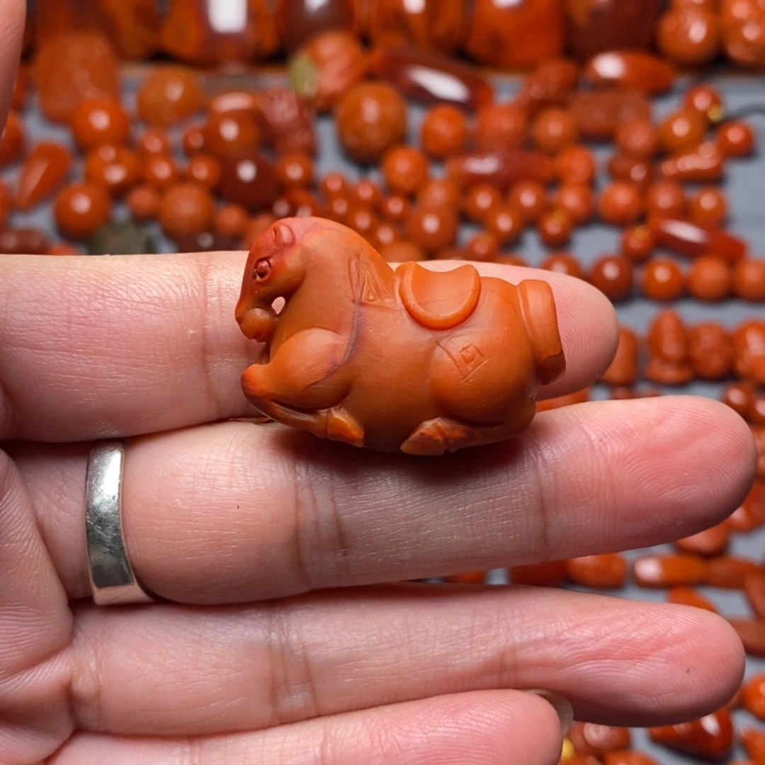 南红玛瑙未镶嵌精工吊坠