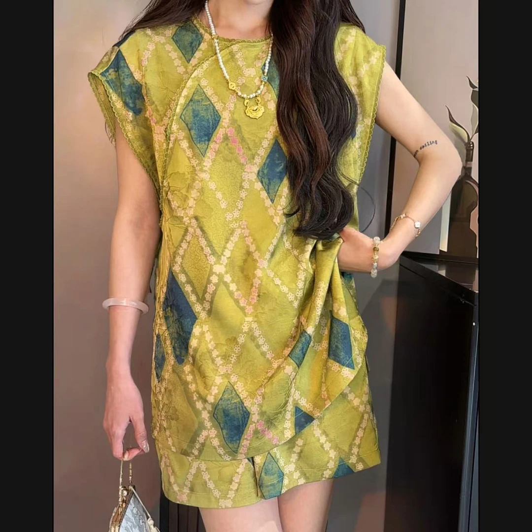 【白玉菱格】两件套设计师款夏季新款国风盘扣钉珠上衣短裤套装