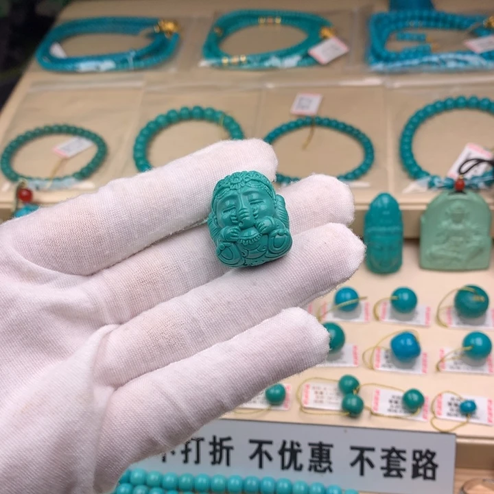 18K金镶嵌绿松石珠宝奇石