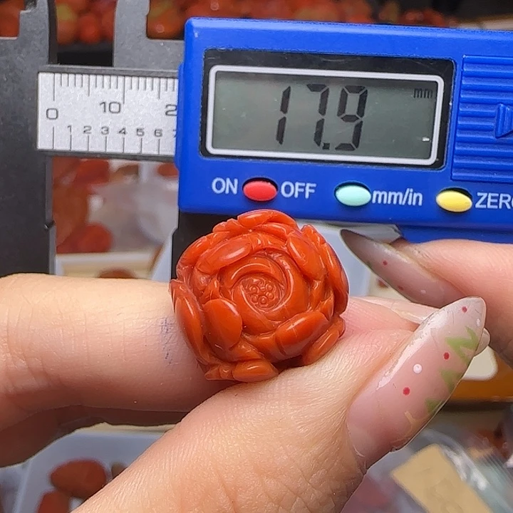 南红玛瑙未镶嵌颈饰