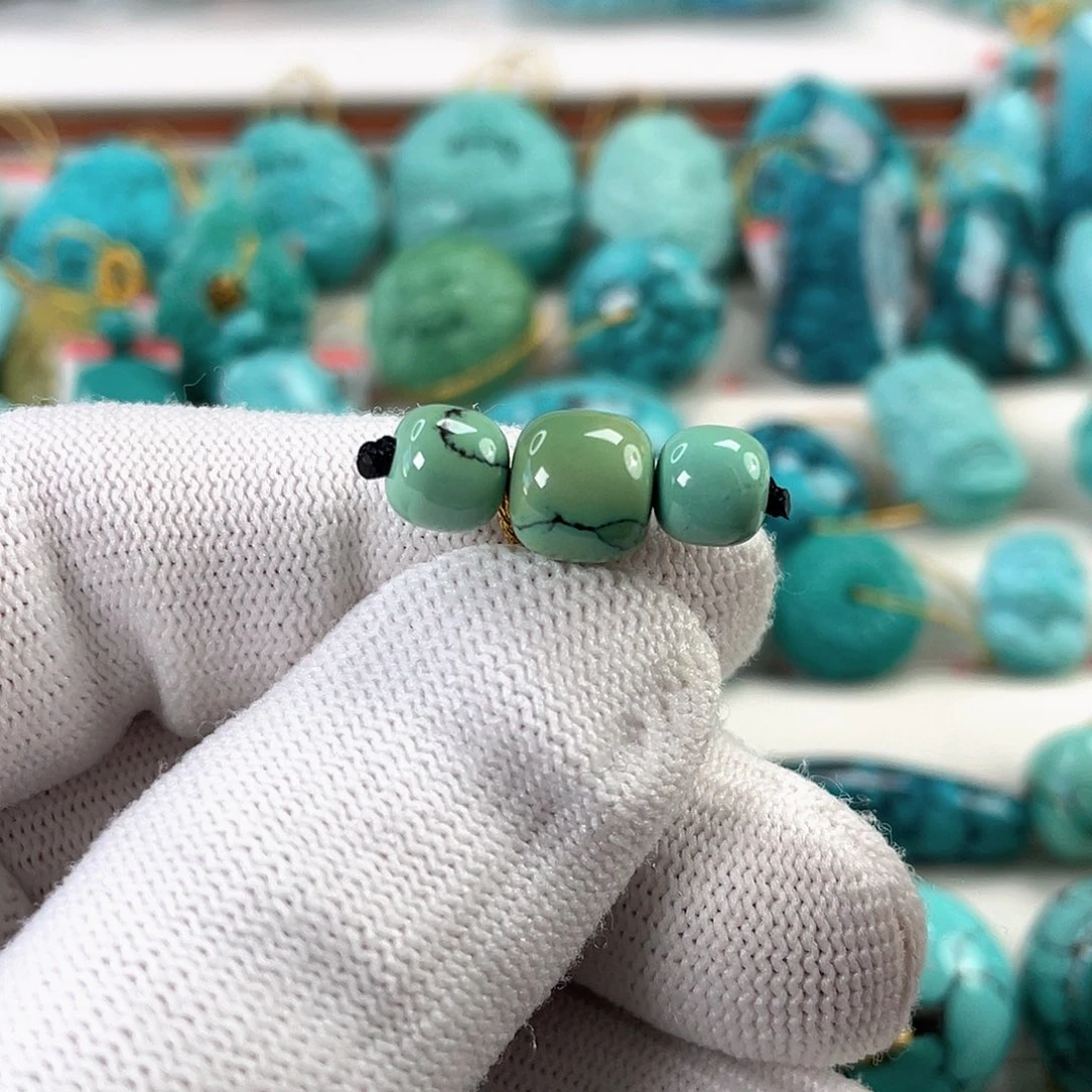 绿松石未镶嵌车挂