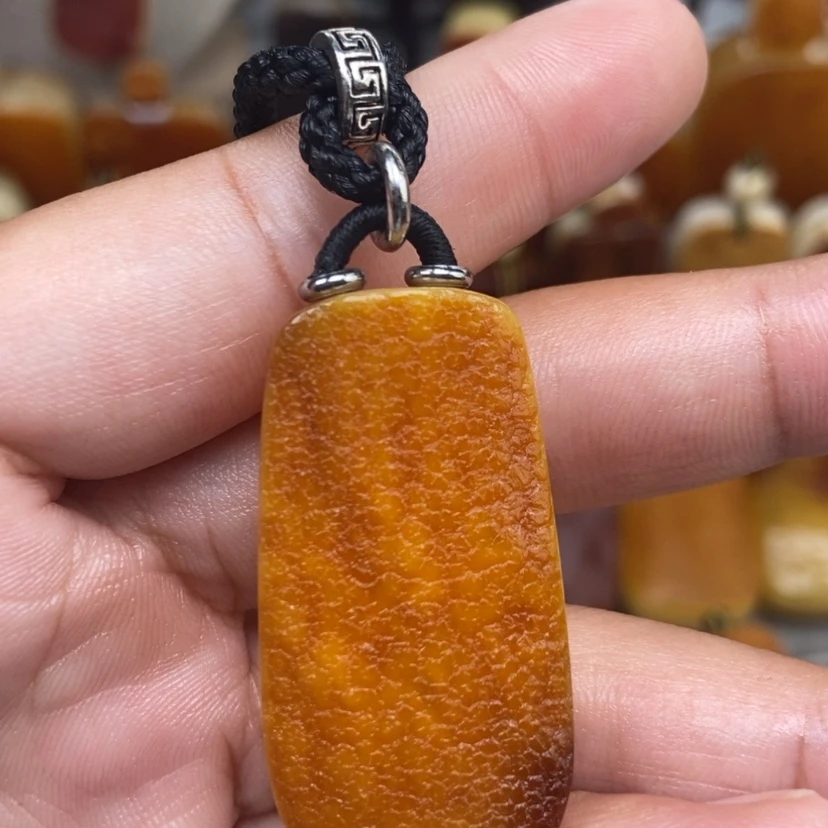 【闪购商品】未镶嵌颈饰琥珀