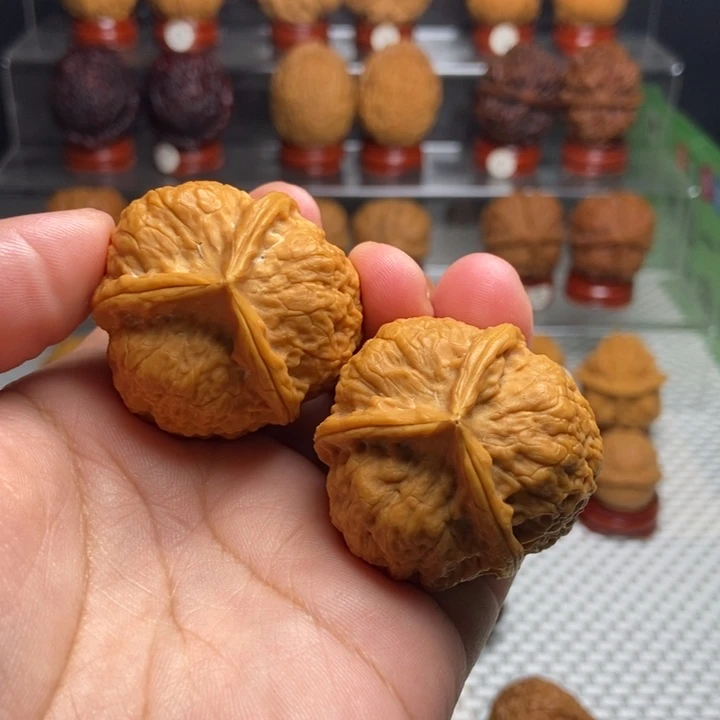 把件文玩核桃金香炉三棱29