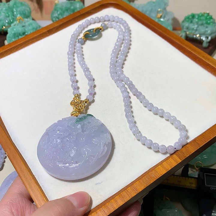 翡翠未镶嵌颈饰翡翠吊坠