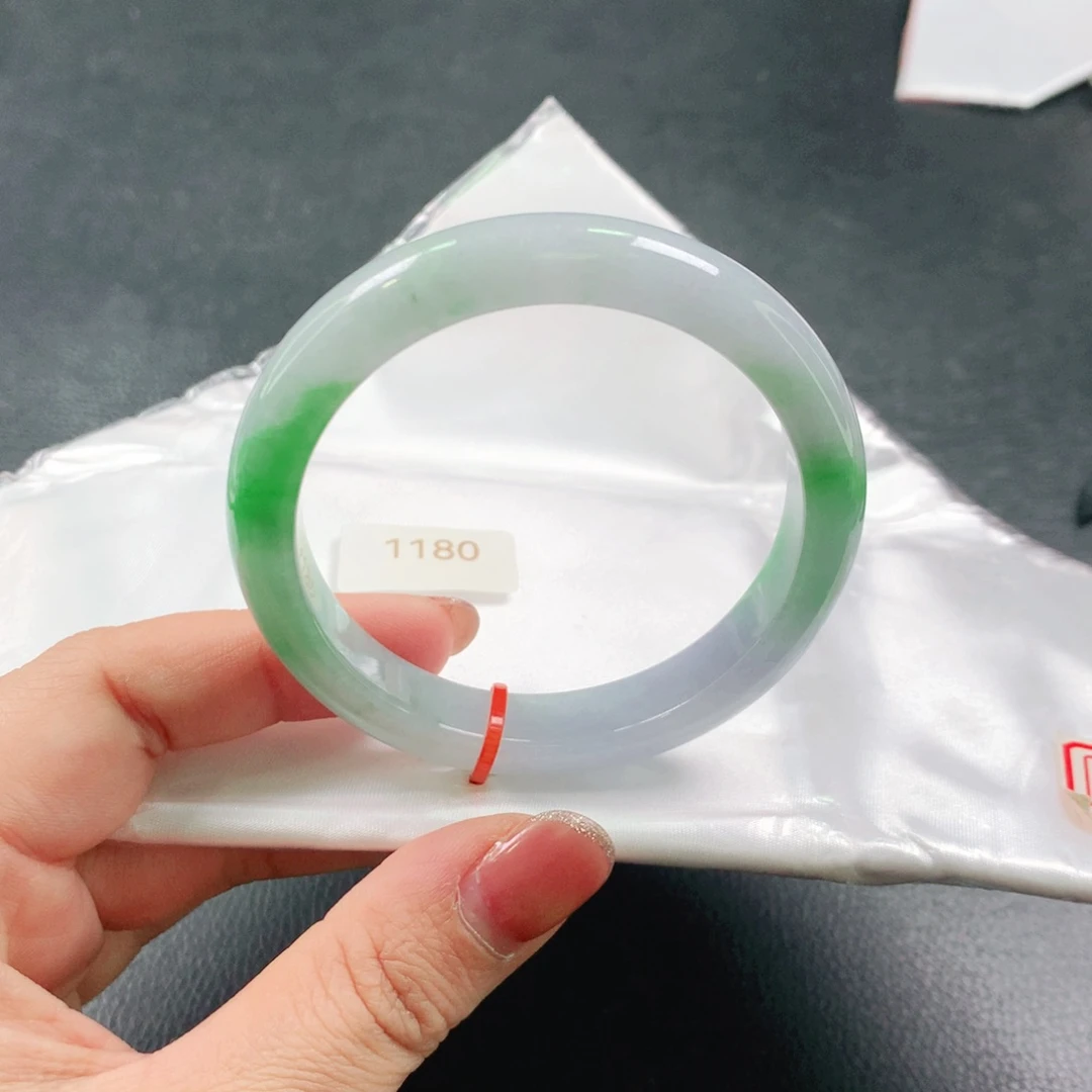 翡翠未镶嵌手镯03