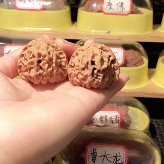 文玩核桃把件玄月