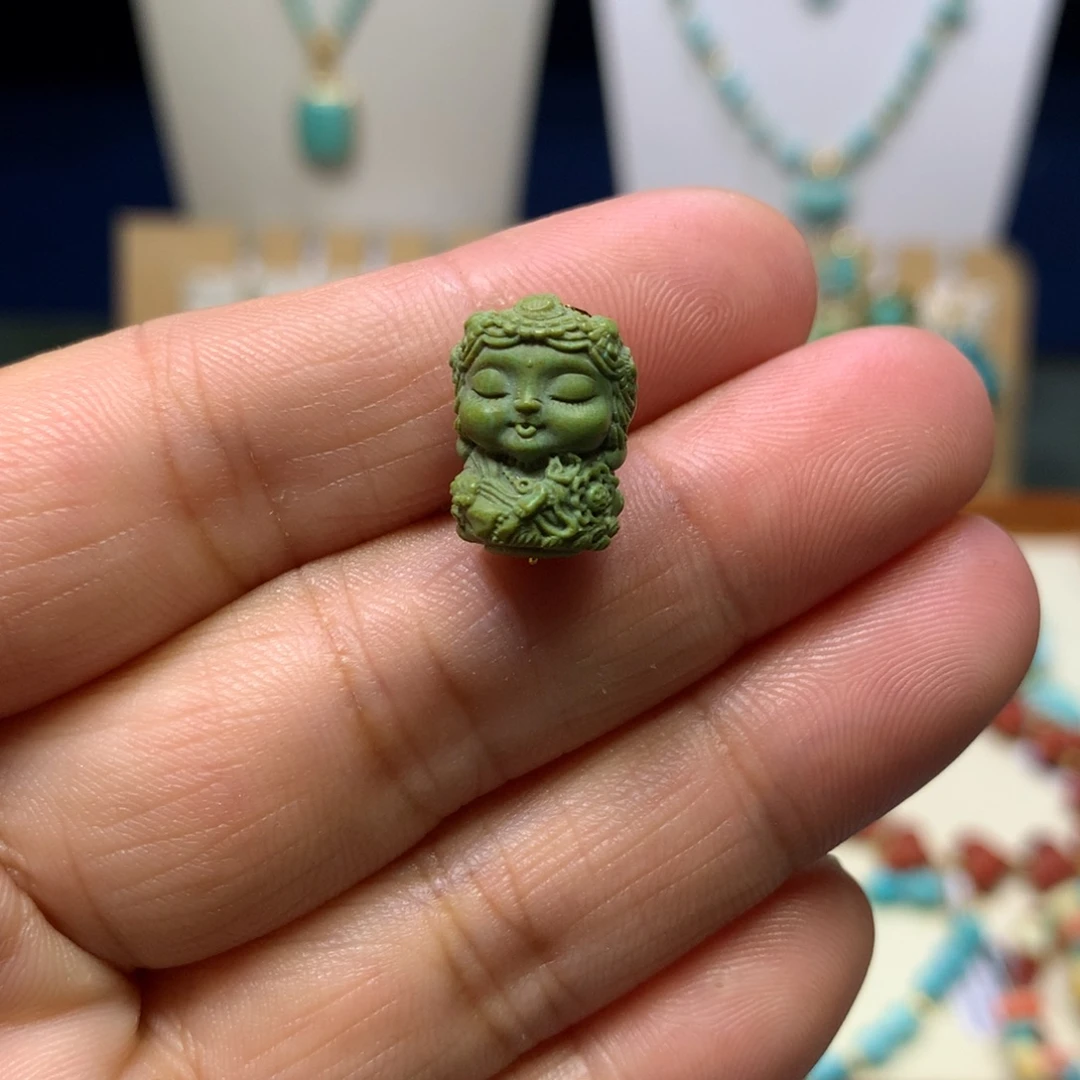 绿松石未镶嵌度母