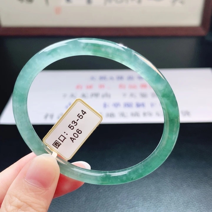 翡翠未镶嵌手镯翡翠手镯180