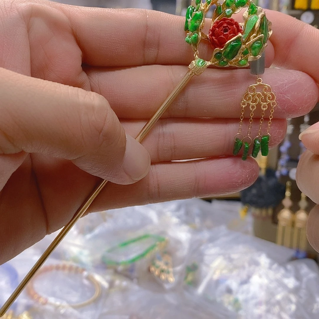 翡翠合金耳饰翡翠