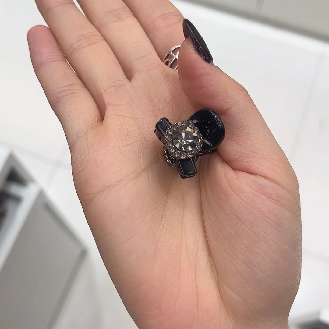 布艺非金属灰色钻mini小抓一只