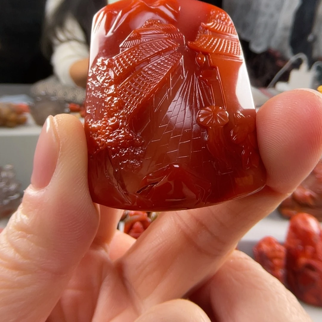 南红玛瑙未镶嵌颈饰