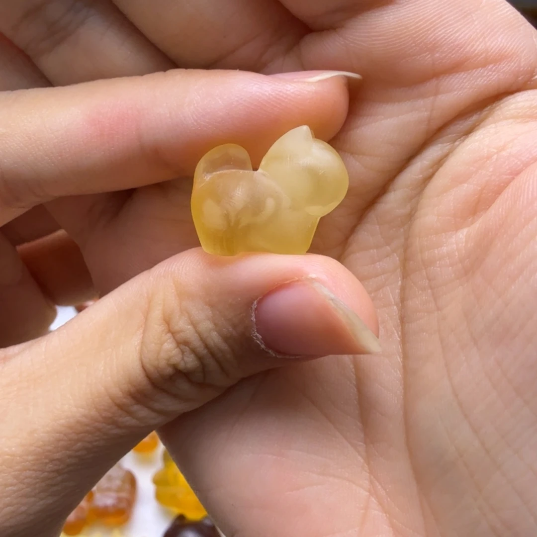 蜜蜡未镶嵌珠宝奇石